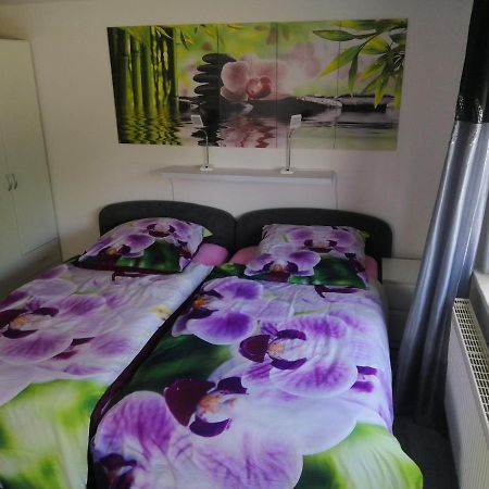Kleines Apartement Zwischen Ega Und Messe Erfurt Extérieur photo