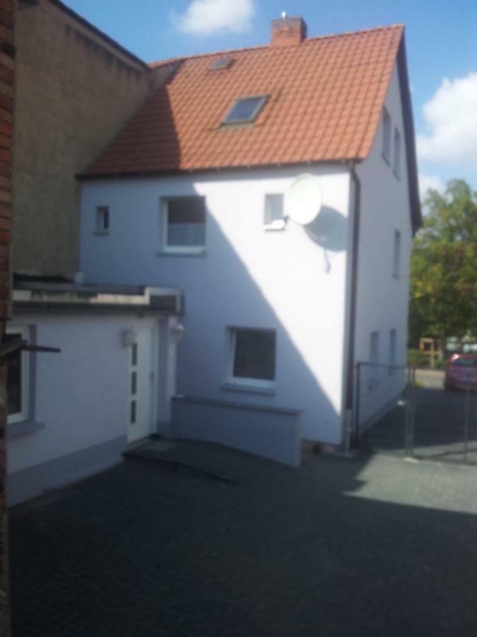 Kleines Apartement Zwischen Ega Und Messe Erfurt Extérieur photo
