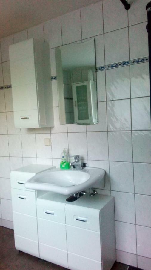 Kleines Apartement Zwischen Ega Und Messe Erfurt Extérieur photo